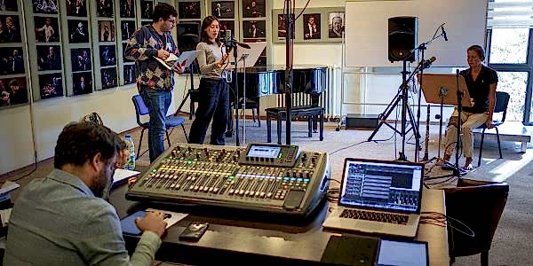 Composition - DSCF9198